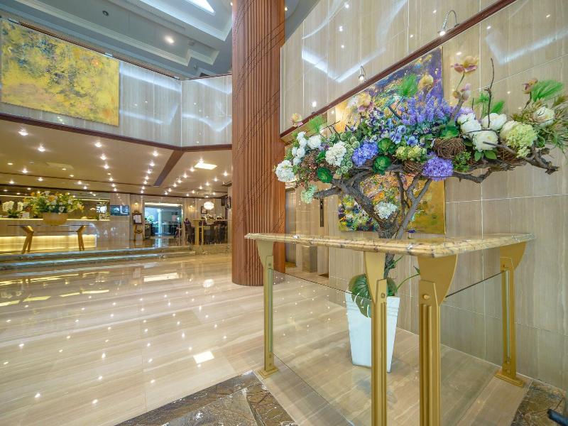 Chiayi King Hotel image