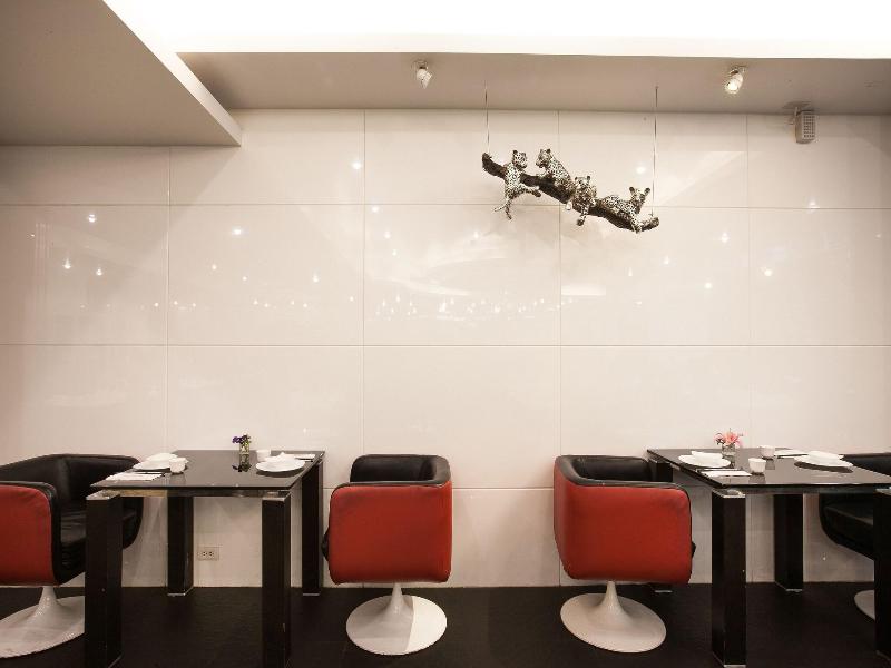 Chiayi King Hotel image