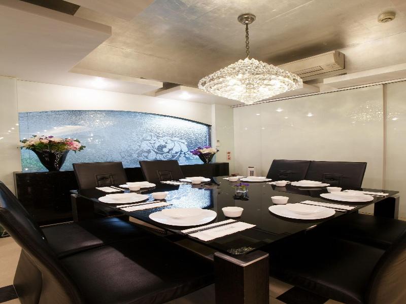 Chiayi King Hotel image