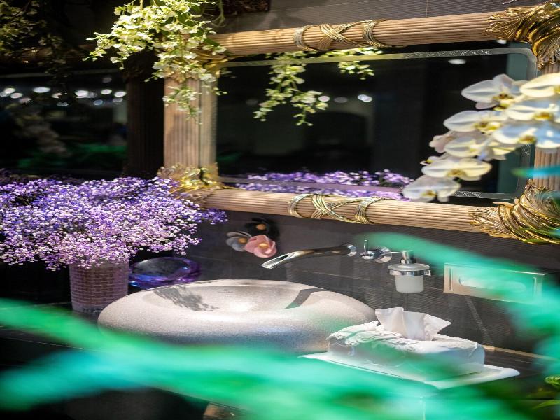 Chiayi King Hotel image