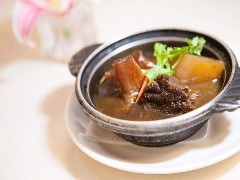 Chiayi King Hotel image