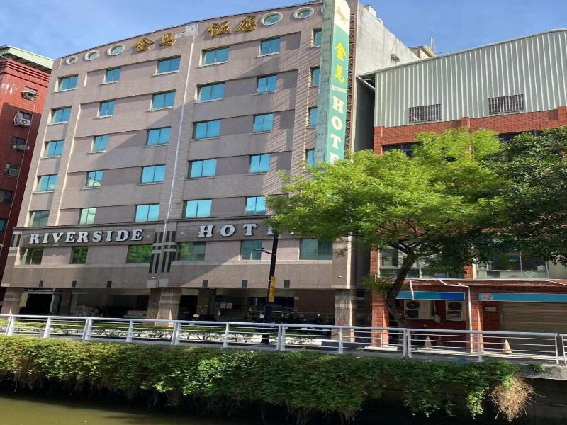 Riverside Hotel image