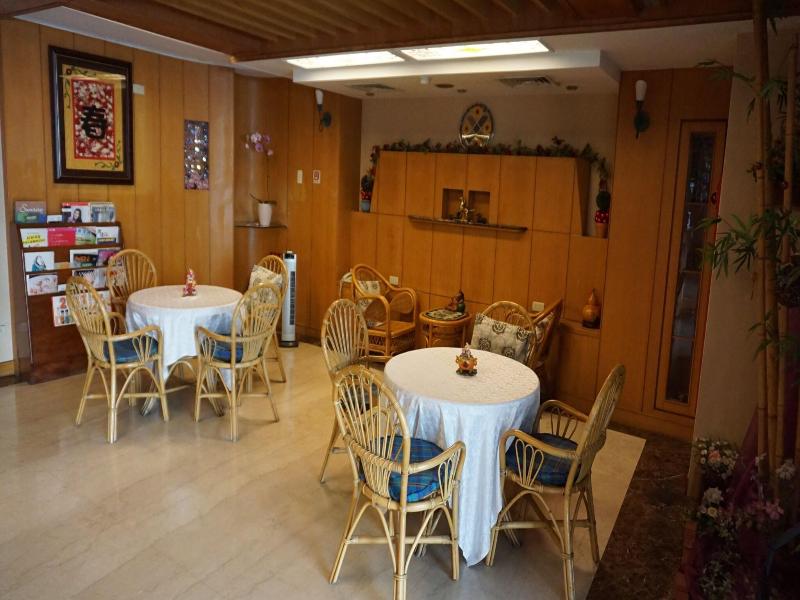 Riverside Hotel image
