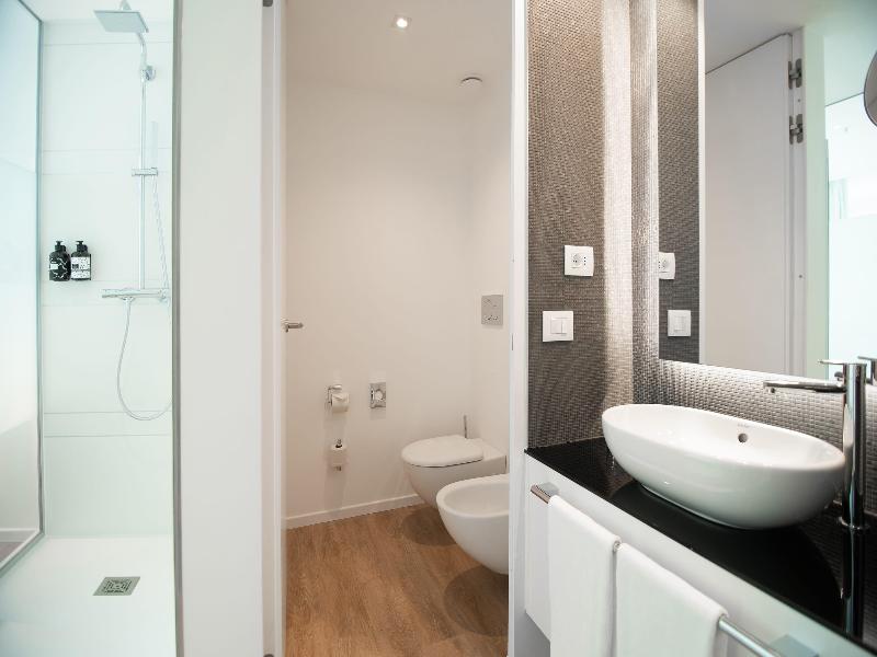 Innside Milano Torre Galfa image