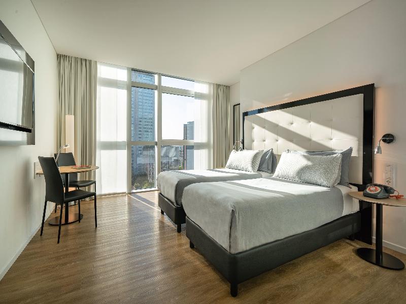 Innside Milano Torre Galfa image