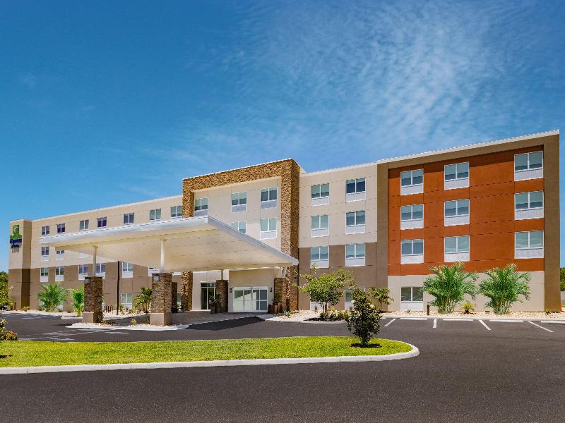 Holiday Inn Express & Suites - Ruskin an IHG hotel