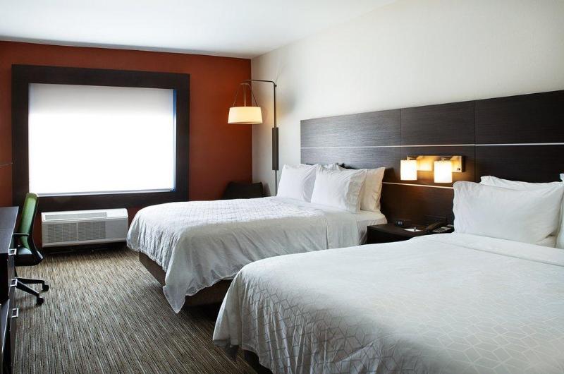 Holiday Inn Expr & Suites Wentzville St Louis West photo 22