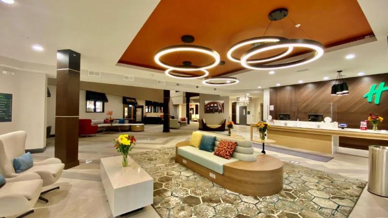 Holiday Inn St. Louis - Creve Coeur image