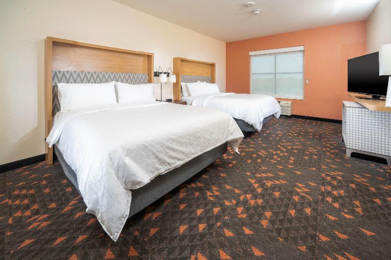 Holiday Inn St. Louis - Creve Coeur image