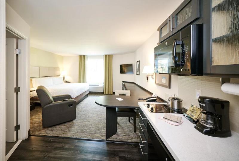 Candlewood Suites Orlando - Lake Buena Vista image