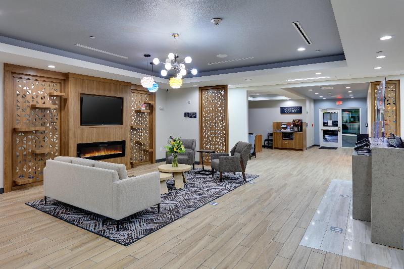 Candlewood Suites Dfw West - Hurst image