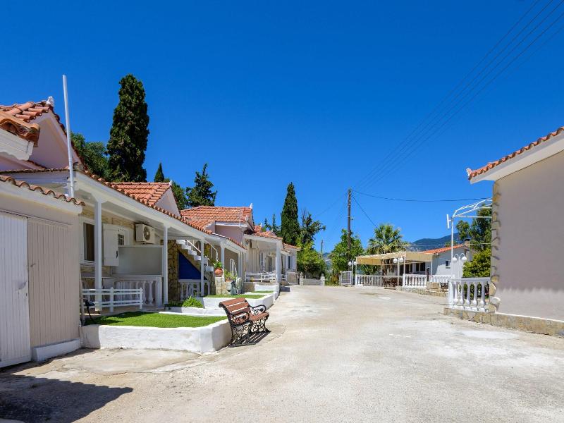 Zoumpouli Village image