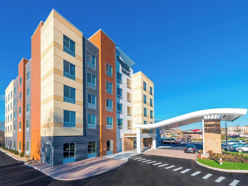 Fairfield Inn & Suites Boston Marlborough/Apex Cen image