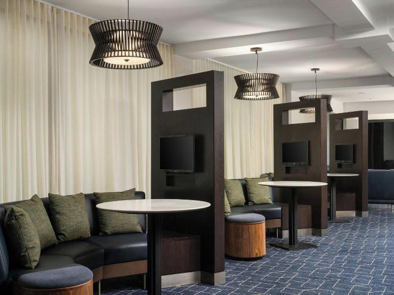 Courtyard By Marriott Hartford Cromwell image