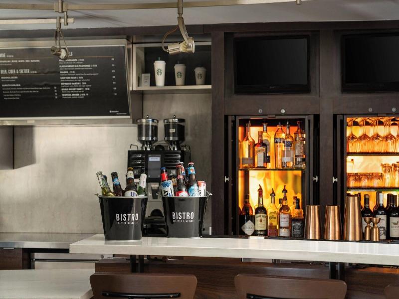 Courtyard By Marriott Hartford Cromwell image