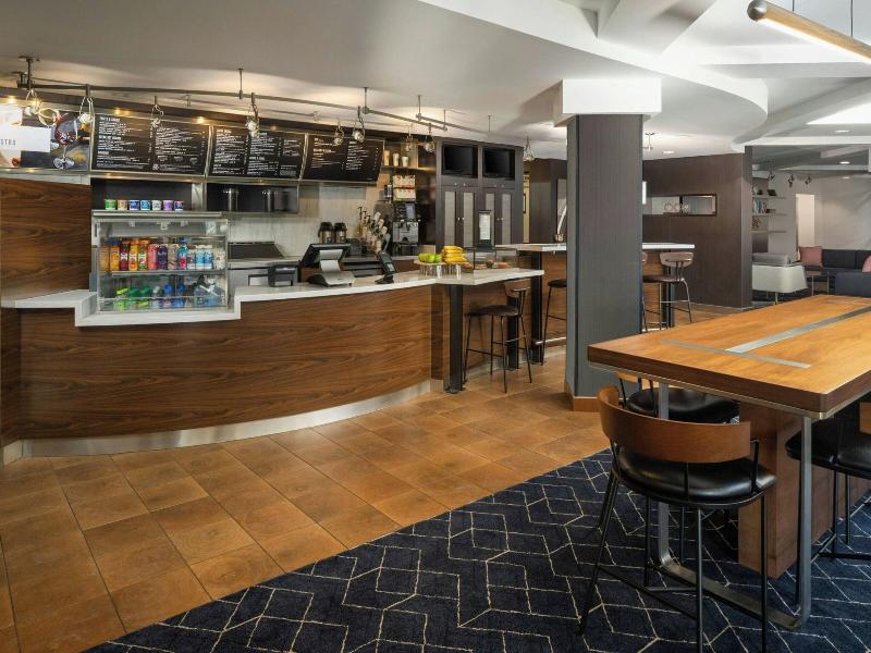 Courtyard By Marriott Hartford Cromwell image