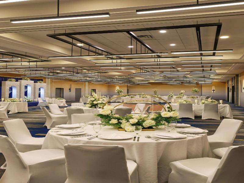 Saddle Brook Marriott image