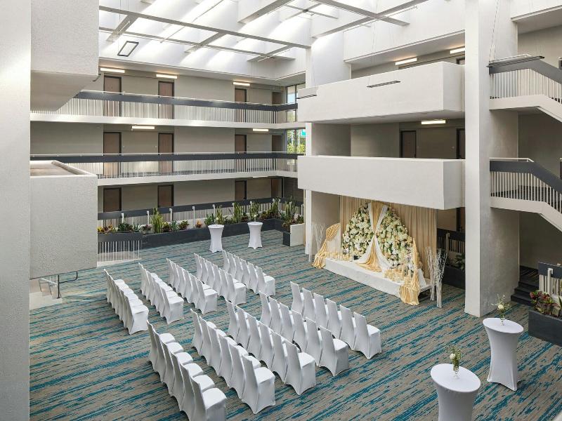 Saddle Brook Marriott image