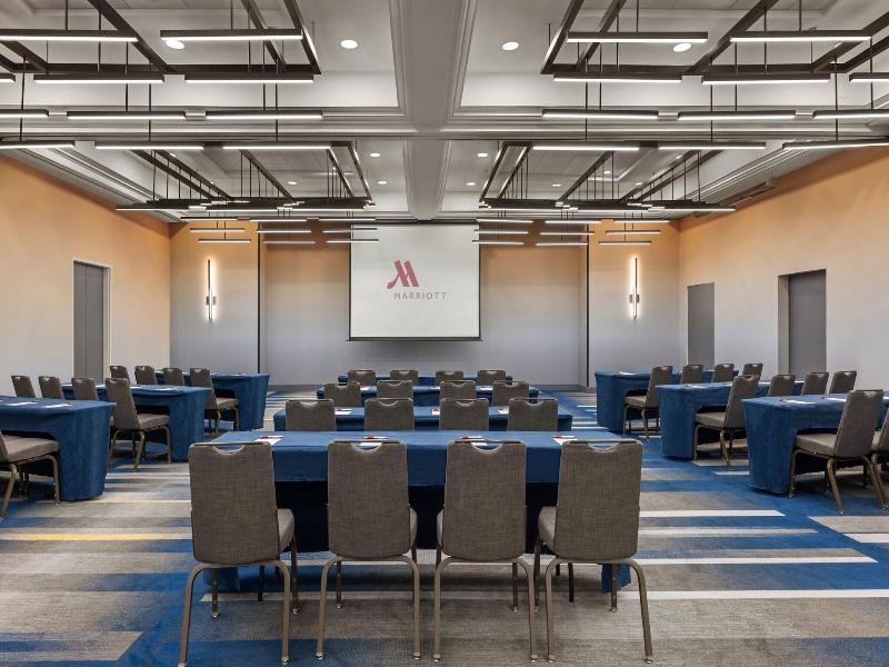 Saddle Brook Marriott image