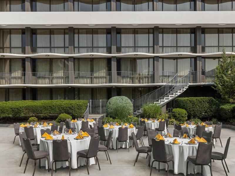 Saddle Brook Marriott image