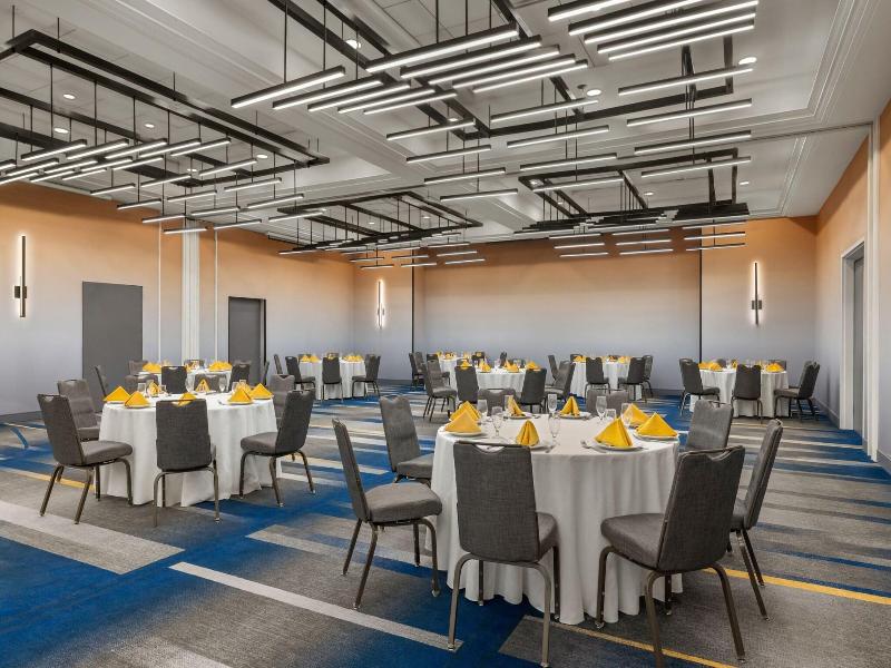 Saddle Brook Marriott image