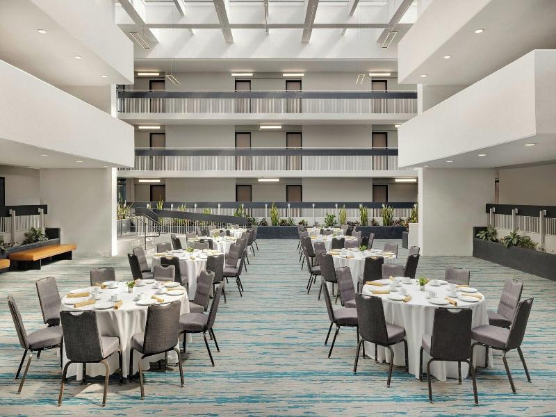 Saddle Brook Marriott image