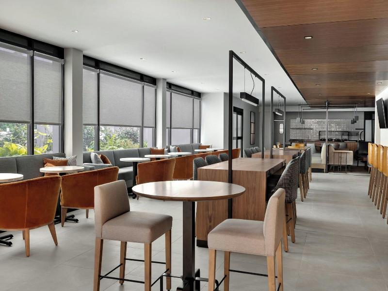 Saddle Brook Marriott image