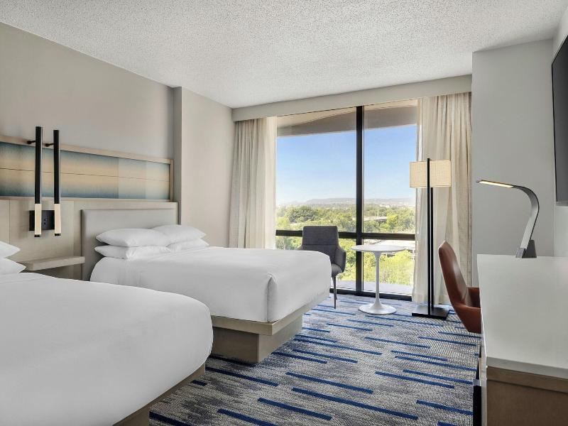 Saddle Brook Marriott image