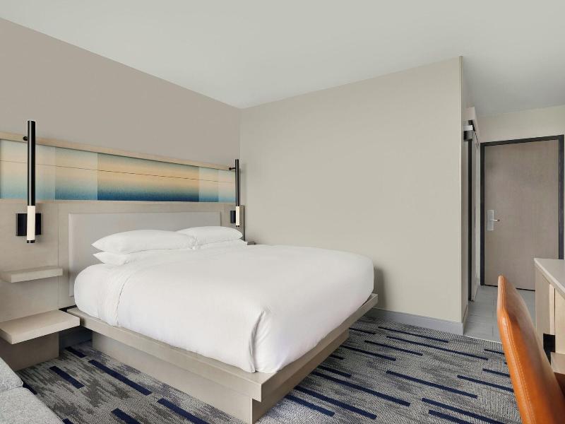 Saddle Brook Marriott image