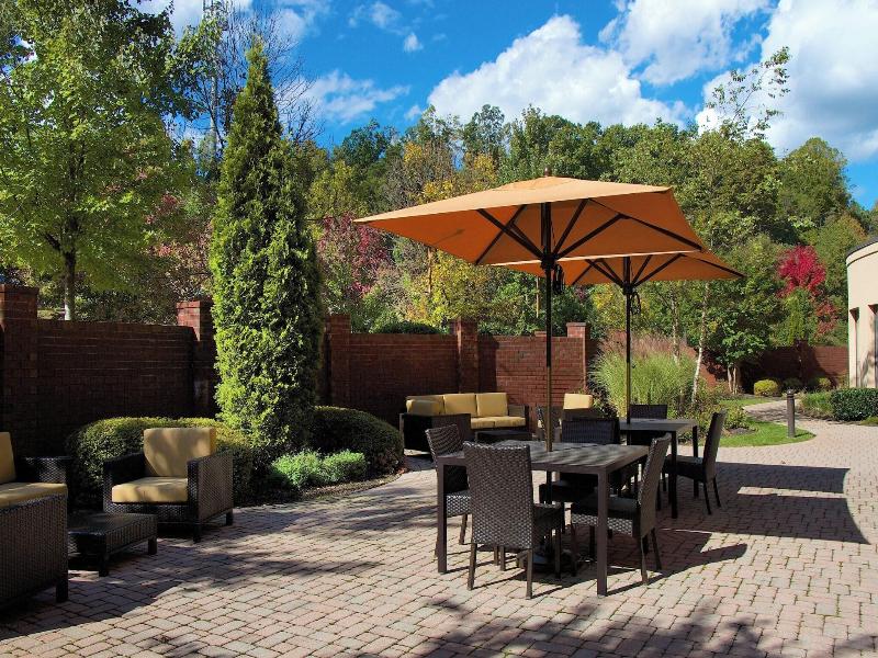 Courtyard By Marriott Blacksburg image