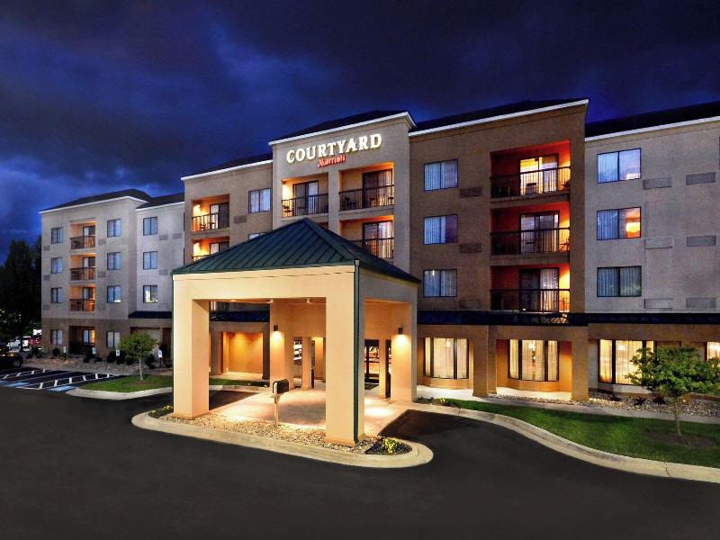 Courtyard By Marriott Beckley