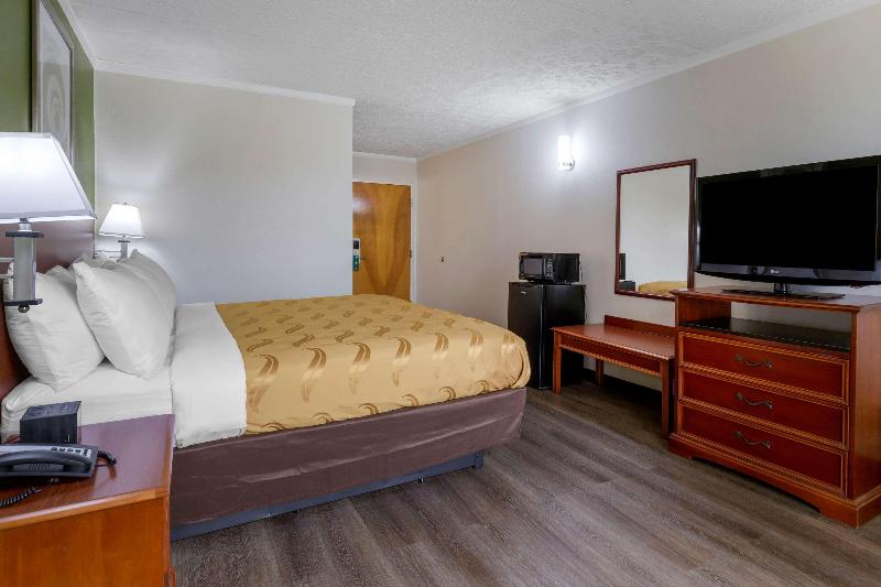 Quality Inn - Roxboro South image