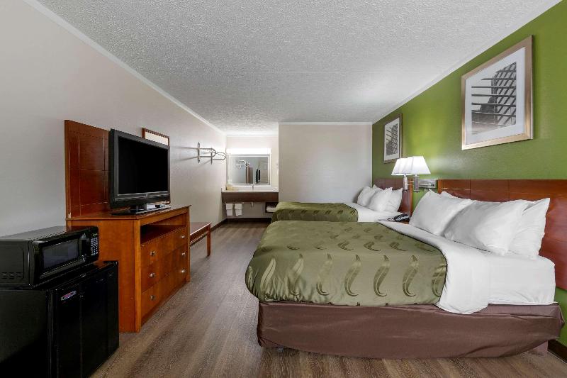 Quality Inn - Roxboro South image