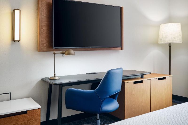 Fairfield Inn & Suites By Marriott Auburn Opelika image