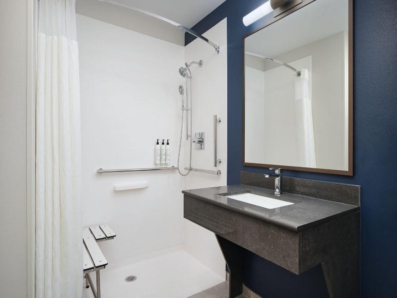 Fairfield Inn & Suites By Marriott Auburn Opelika image