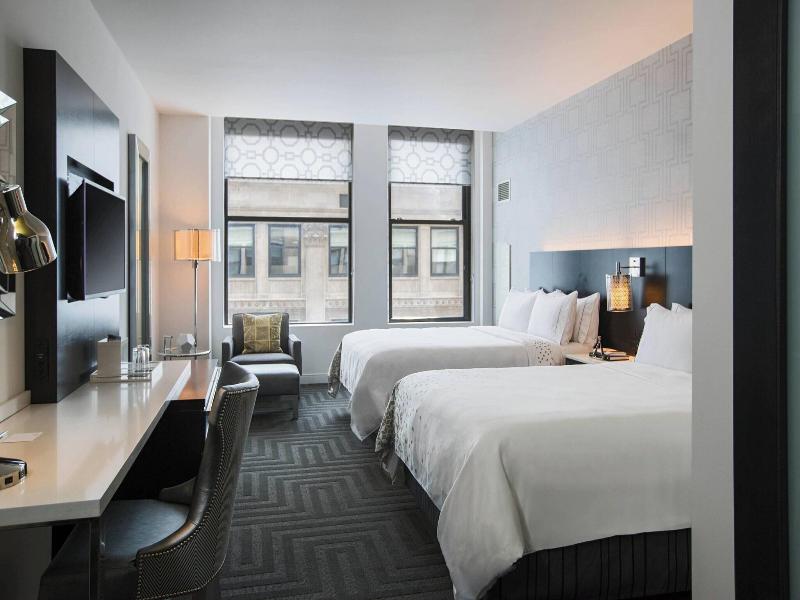 Renaissance Cincinnati Downtown Hotel image