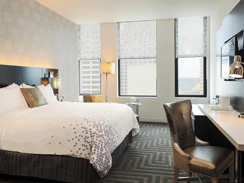 Renaissance Cincinnati Downtown Hotel image
