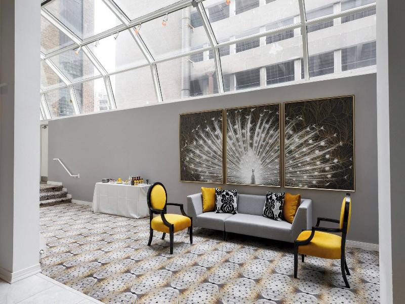 Hotel Metro image