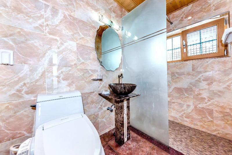 Palm Valley Resort image
