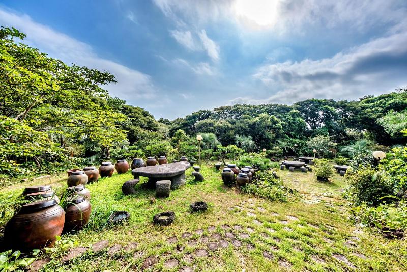 Palm Valley Resort image