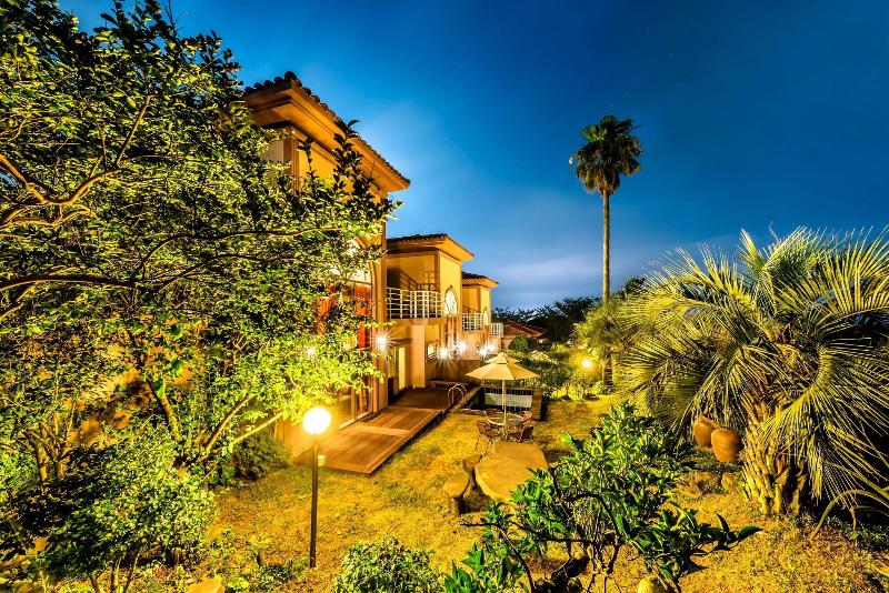 Palm Valley Resort image