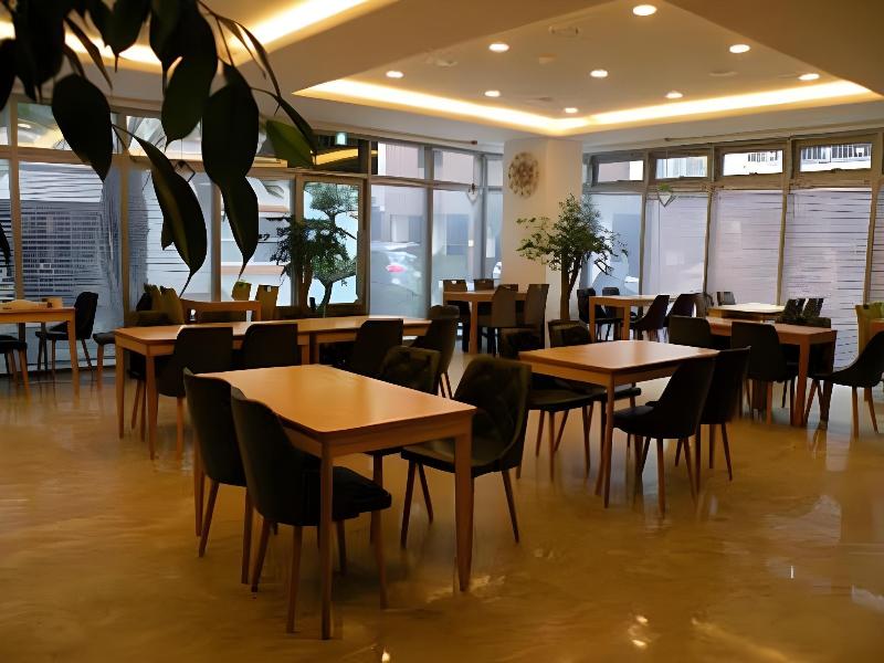 A-One Hotel image