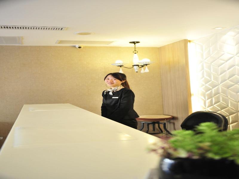 The Riverside Hotel Hengchun image