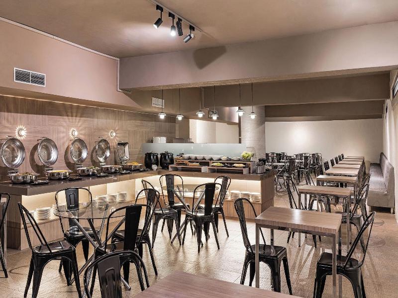 The Riverside Hotel Hengchun image
