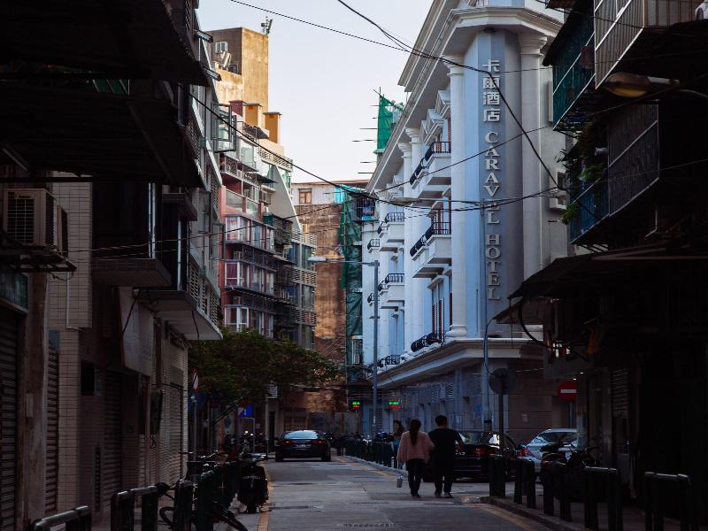 Caravel Hotel image