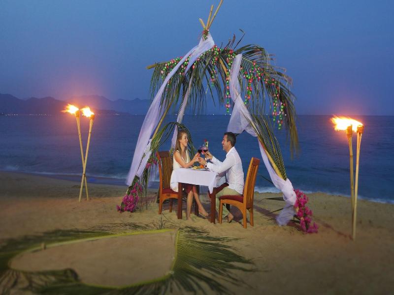 Regalia Nha Trang Hotel image