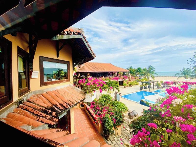 Poshanu Resort image