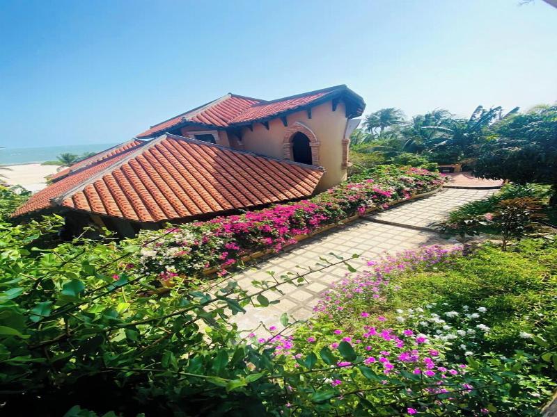 Poshanu Resort image