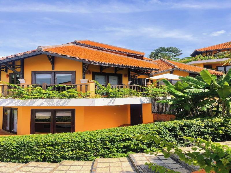 Poshanu Resort image