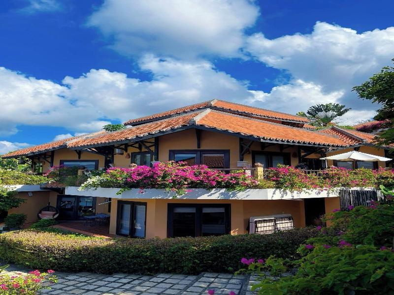 Poshanu Resort image